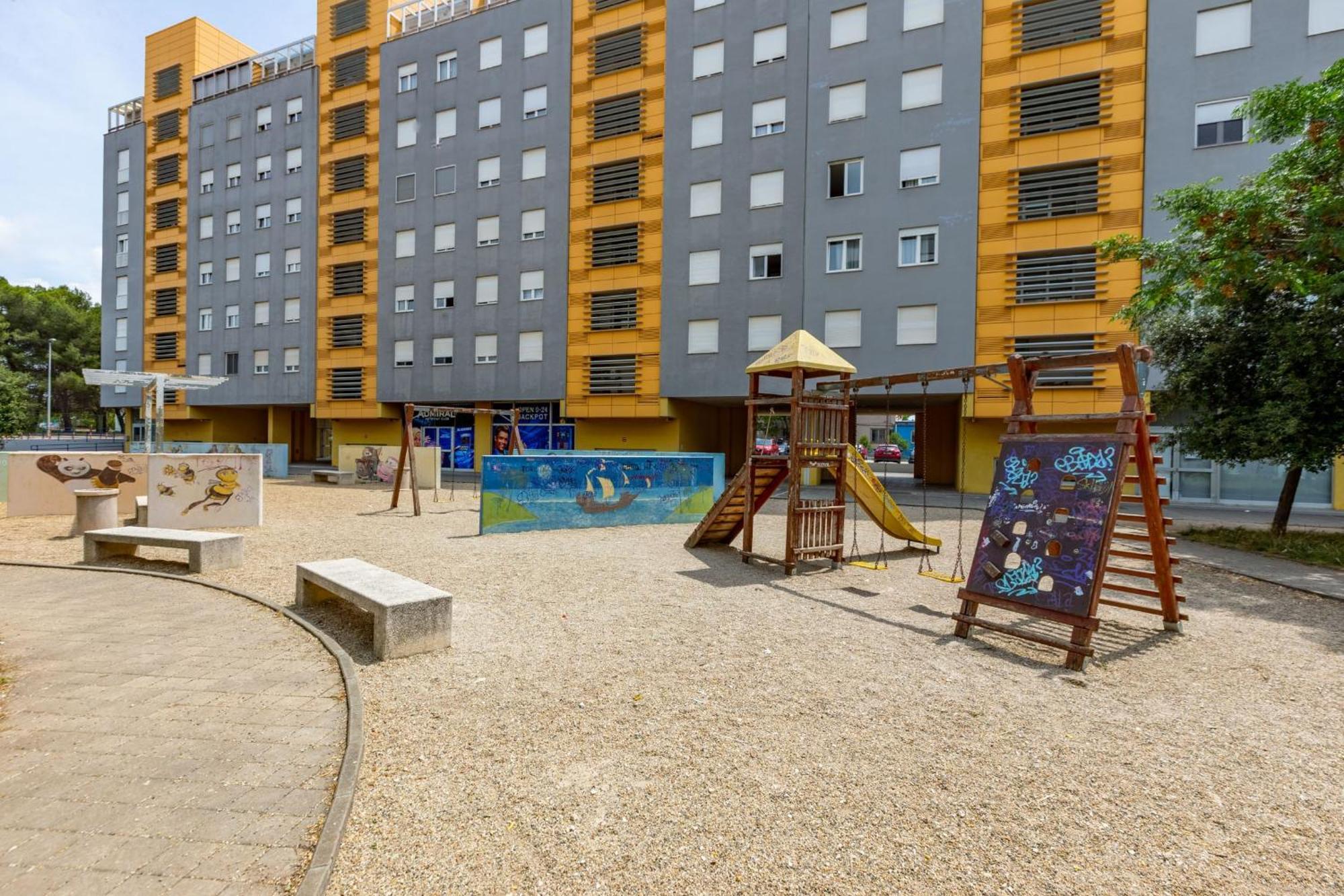 Amarena Studio With Parking Zadar Exterior photo